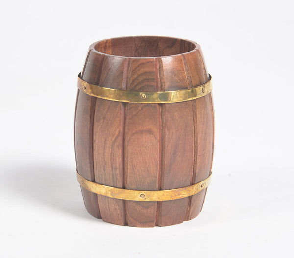 Hand carved rosewood barrel-shaped pen stand | Plumier en bois de rose sculpté à la main en forme de tonneau