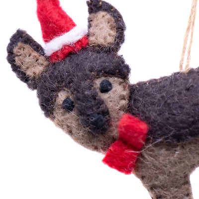 German Shepherd Santa Handmade Felt Ornament | Père Noël allemand Ornement en feutre fait à la main