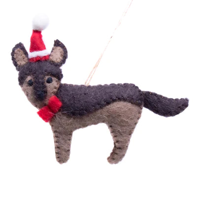 German Shepherd Santa Handmade Felt Ornament | Père Noël allemand Ornement en feutre fait à la main