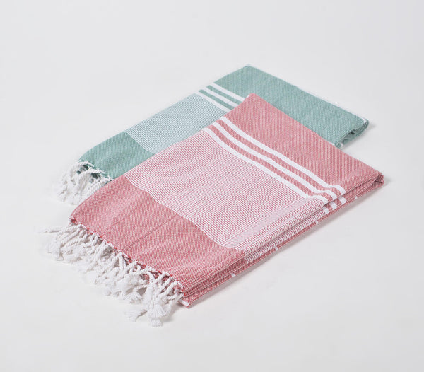 Handwoven cotton striped sage & red bath towels (set of 2) | Serviettes de bain rayées sauge et rouge en coton tissé à la main (lot de 2)