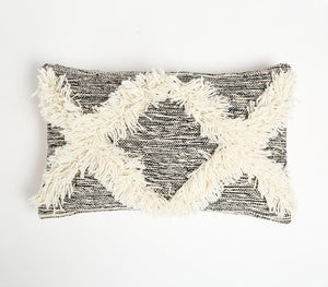 Shaggy Wool & Cotton Lumbar Cushion | Coussin lombaire Shaggy en laine et coton