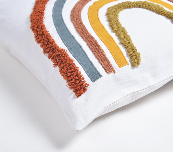 Abstract rainbow cushion | Coussin arc-en-ciel abstrait