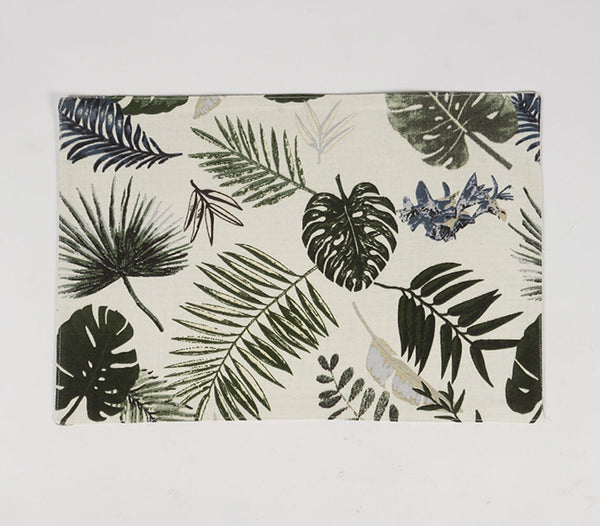 Leaf printed handloom placemats (set of 4) | Sets de table imprimés de feuilles (lot de 4)