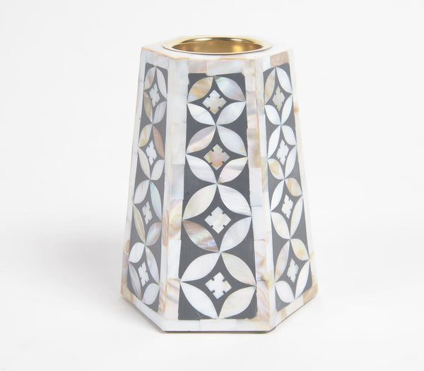 Hexagonal pyramid mother of pearl tealight holder | Porte-bougies à réchaud pyramidal hexagonal en nacre