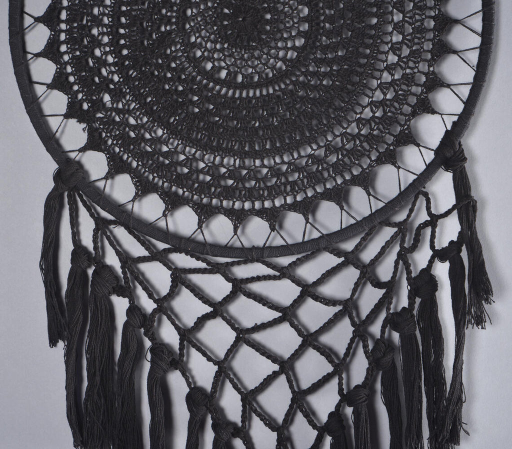 Noir crochet dreamcatcher | Attrape-rêves au crochet noir