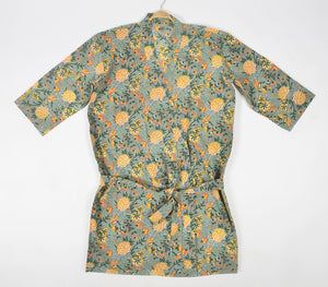 Tropical floral block printed kimono with tie up belt | Kimono à imprimé floral tropical avec ceinture à nouer