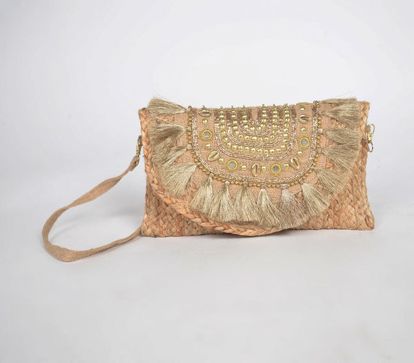 Embellished & braided jute tasseled sling bag | Sac bandoulière en toile de jute tressée et embellie