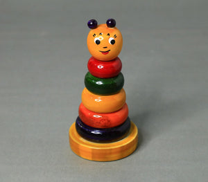 Channapatna lacquered & turned wooden stacking toy | Jouet à empiler en bois laqué et tourné Channapatna