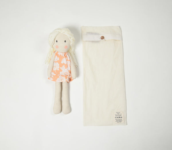 Handmade blonde-haired plush rag doll | Poupée de chiffon en peluche aux cheveux blonds, faite à la main.
