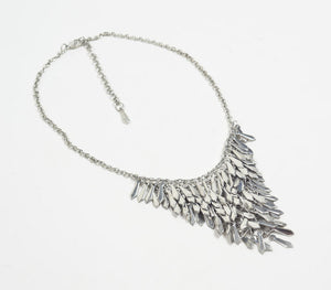 Handcrafted metallic statement necklace | Collier métallique fait à la main