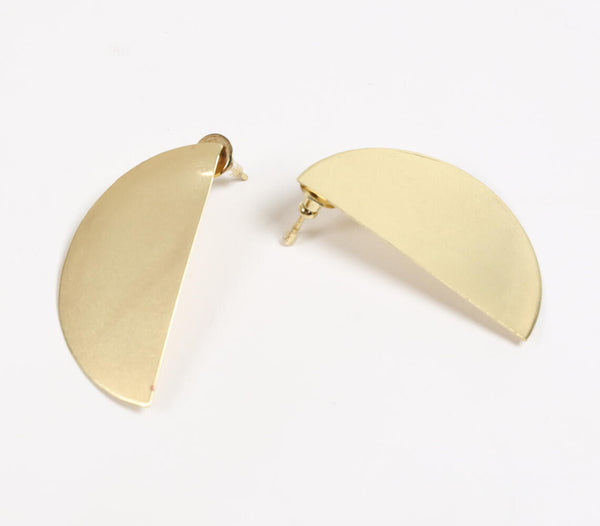 Gold-toned recycled brass hemicycle drop earrings | Boucles d'oreilles pendantes en forme d'hémicycle en laiton recyclé doré