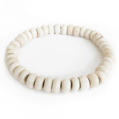 Large Hand-Carved Kenya Natural Bone Beads | Grandes perles en os naturel du Kenya sculptées à la main